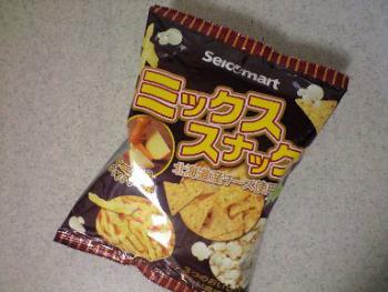 ミックススナック チーズ&ペッパー味 1